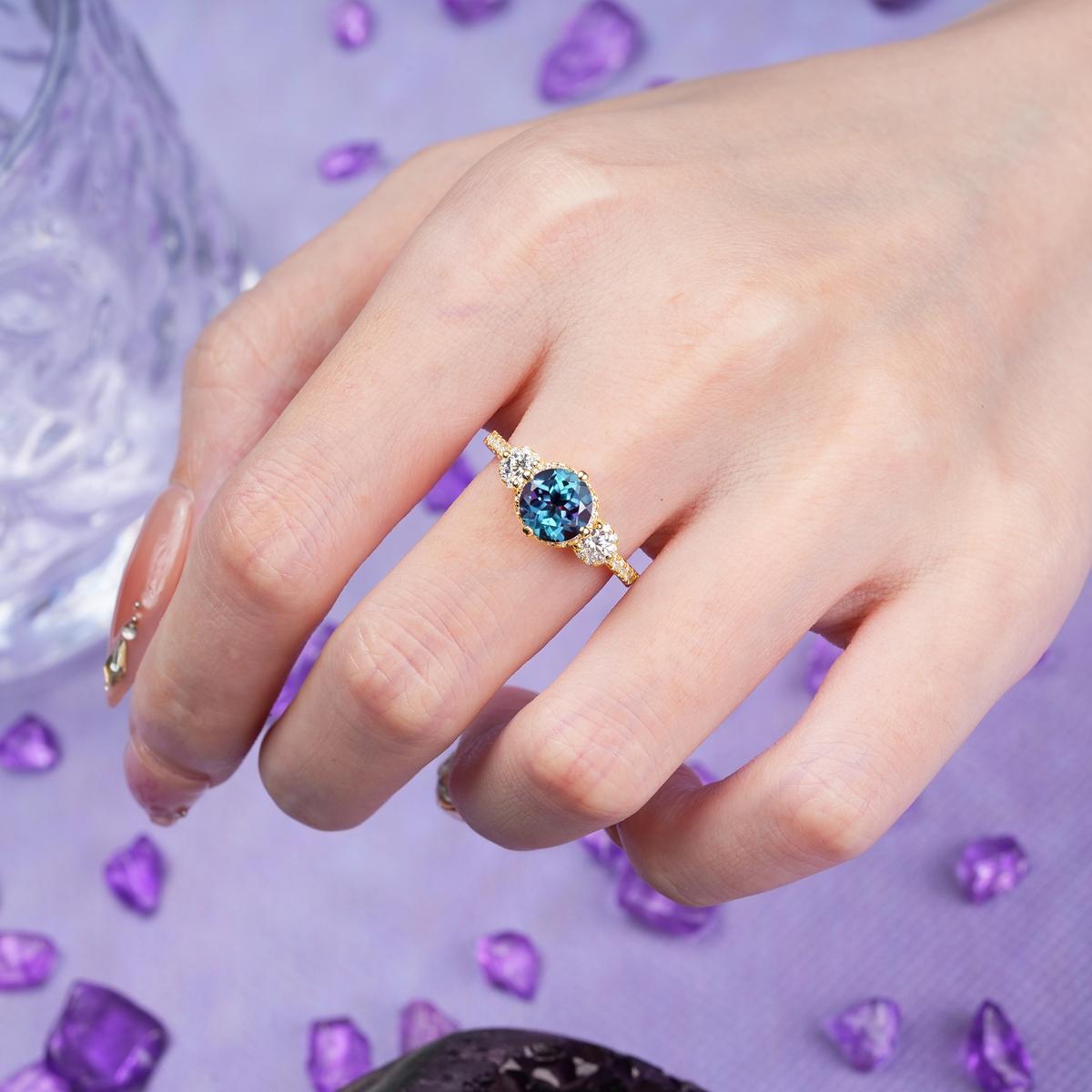 Luxurious and Dazzling 4 Prong Round Cut Alexandrite Engagement Ring