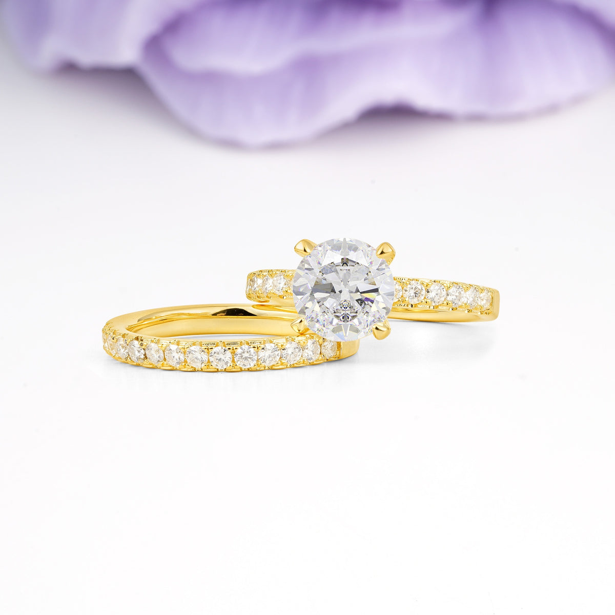 Luxurious and Dazzling 4 Prong Round Cut Moissanite Bridal Ring Set - Rose-Gold