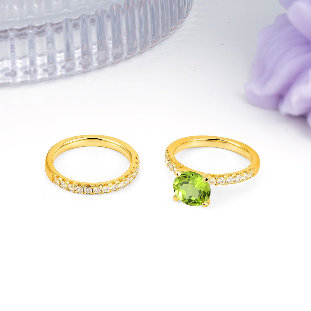 Luxurious and Dazzling 4 Prong Round Cut Peridot Bridal Ring Set - White-Gold