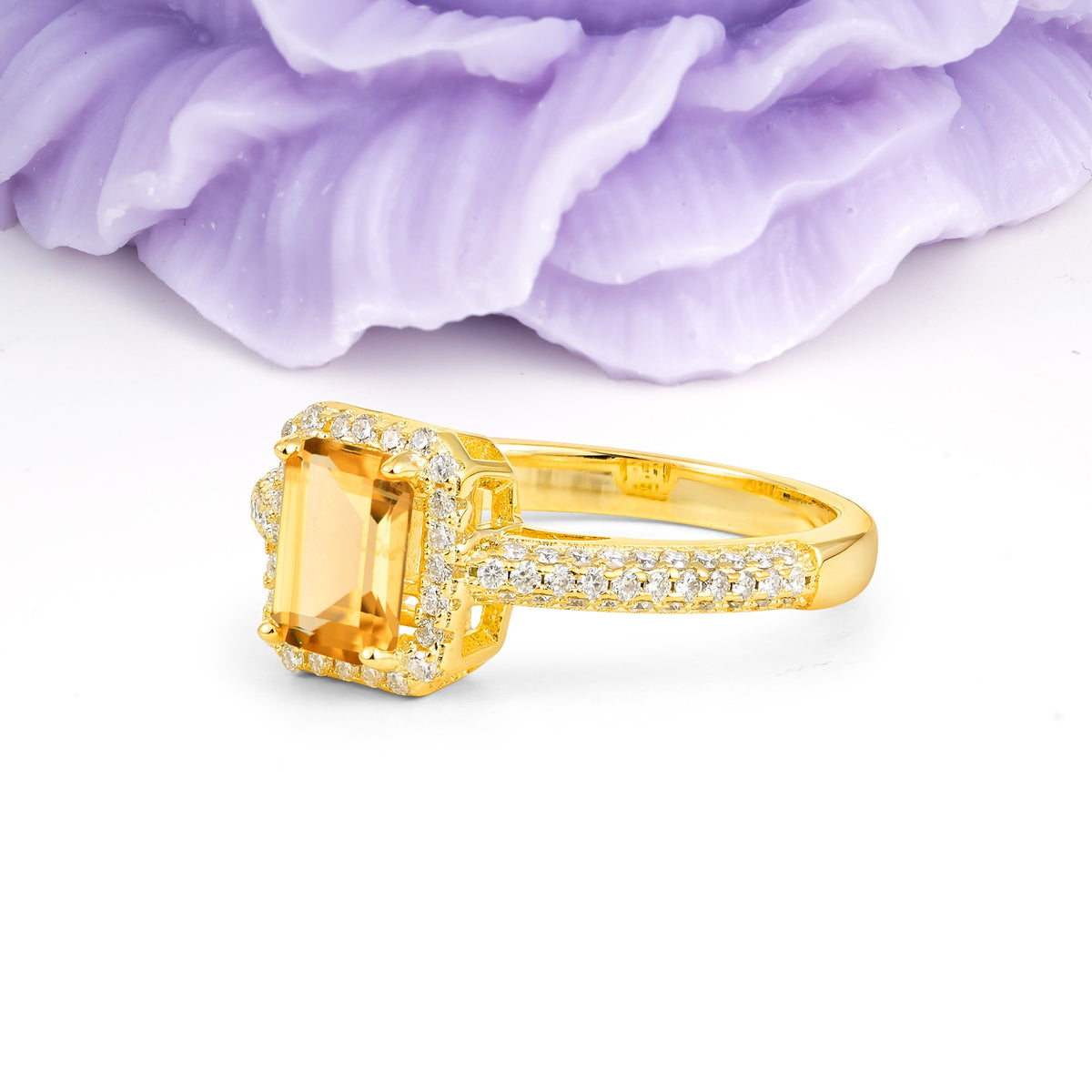 Luxurious Vintage 4 Prong Emerald Cut Citrine Engagement Ring - Additional view