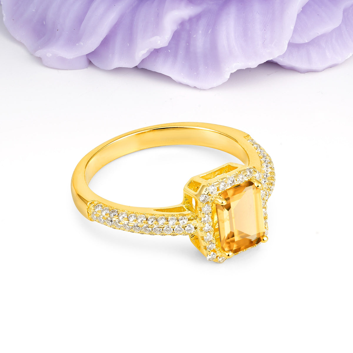 Luxurious Vintage 4 Prong Emerald Cut Citrine Engagement Ring - Additional view