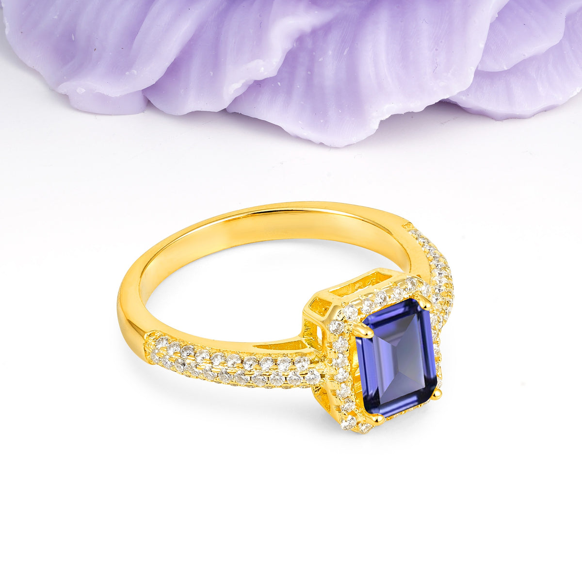 Luxurious Vintage 4 Prong Emerald Cut Tanzanite Engagement Ring - Additional view