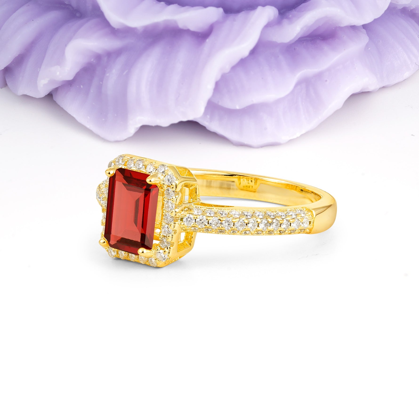 Luxurious Vintage 4 Prong Emerald Cut Garnet Engagement Ring - Additional view
