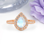 Luxurious Vintage 3 Prong Pear Cut Moonstone Engagement Ring - Additional view