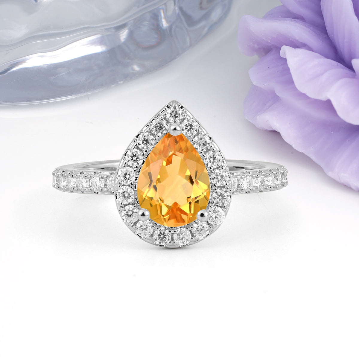 Luxurious Vintage 3 Prong Pear Cut Citrine Engagement Ring - Additional view