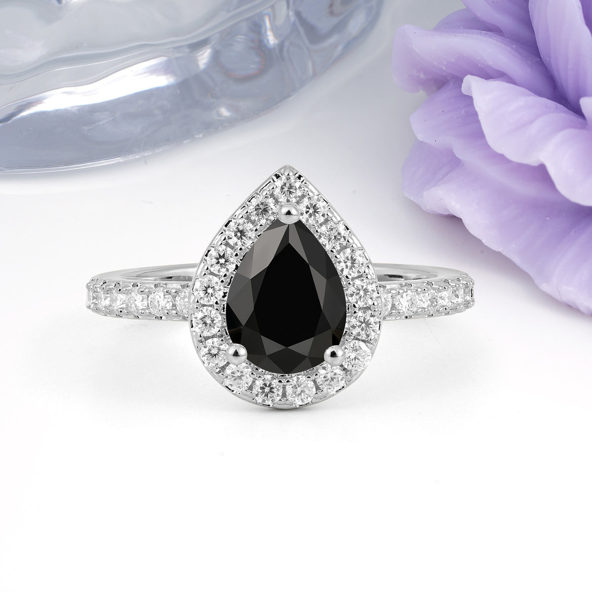 Luxurious Vintage 3 Prong Pear Cut Black Onyx Engagement Ring - Additional view