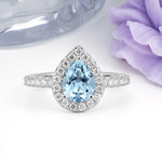 Luxurious Vintage 3 Prong Pear Cut Aquamarine Engagement Ring - Additional view