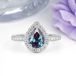 Luxurious Vintage 3 Prong Pear Cut Alexandrite Engagement Ring - Additional view