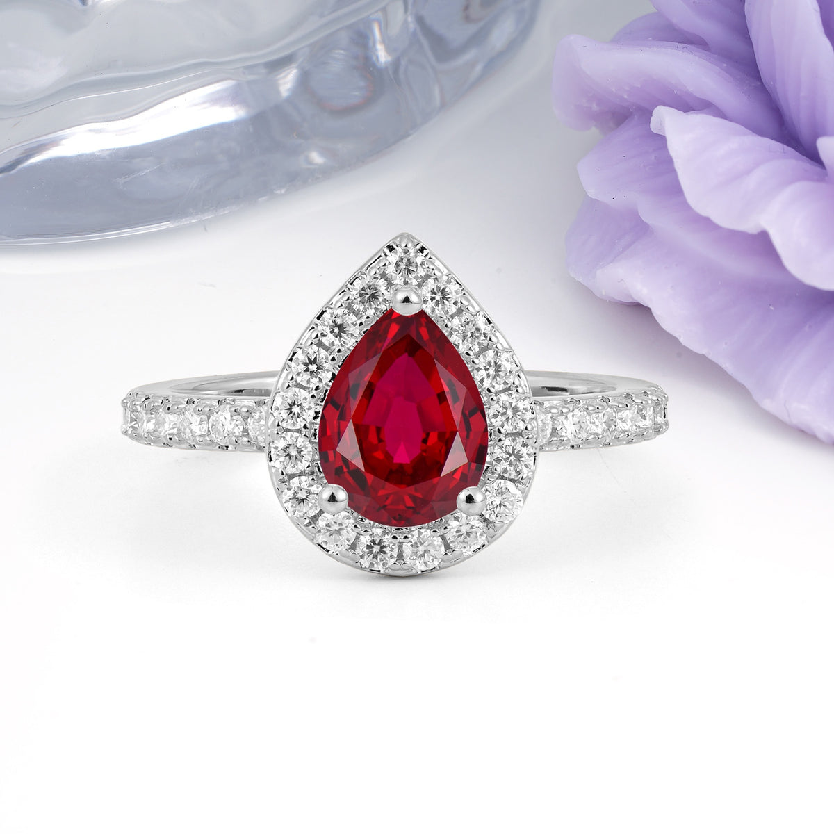 Luxurious Vintage 3 Prong Pear Cut Ruby Engagement Ring - Additional view
