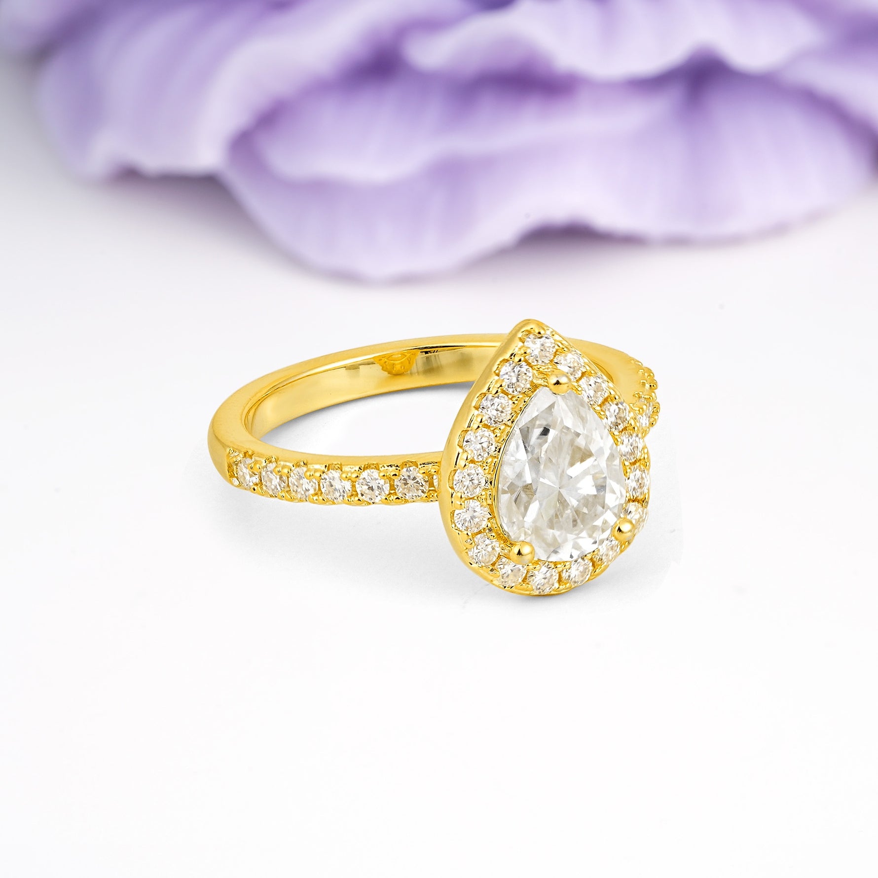 Luxurious Vintage 3 Prong Pear Cut Moissanite Engagement Ring - Additional view