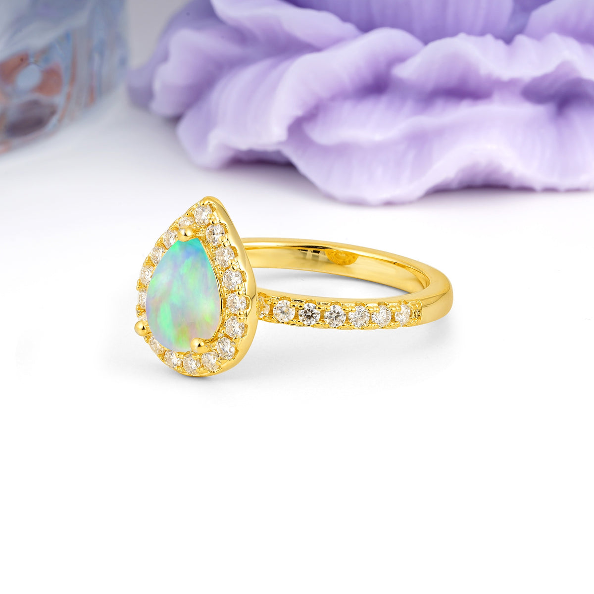 Luxurious Vintage 3 Prong Pear Cut Fire Opal Engagement Ring - Additional view