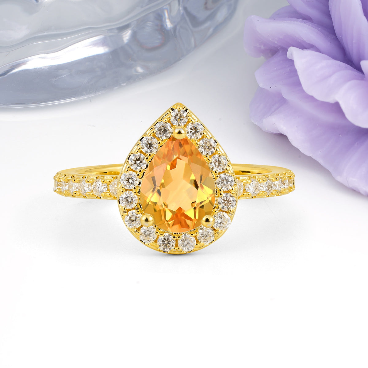 Luxurious Vintage 3 Prong Pear Cut Citrine Engagement Ring - Additional view