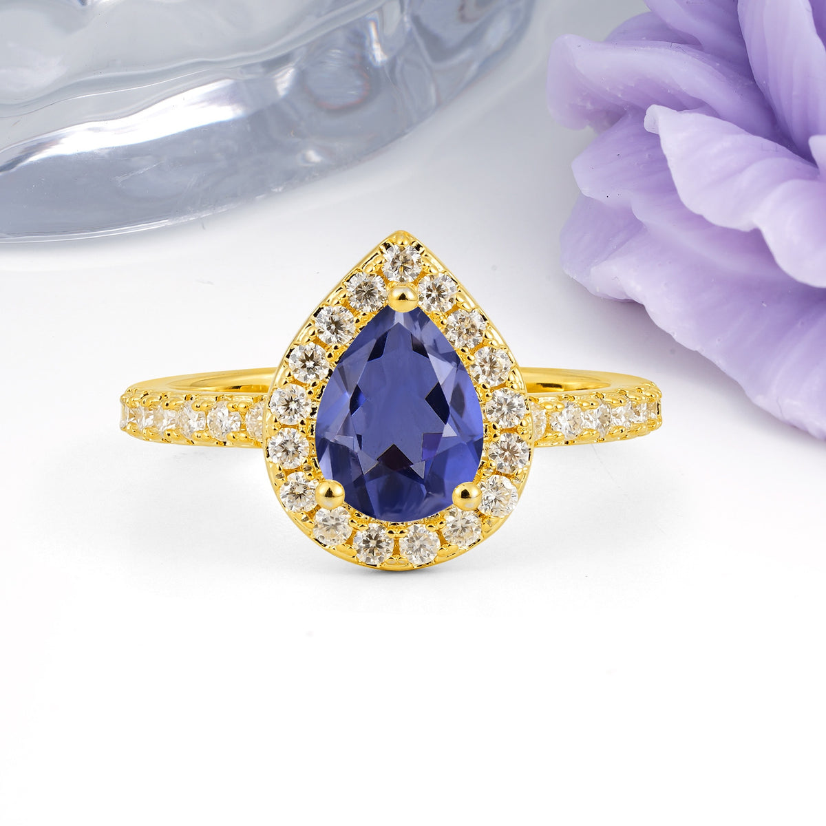 Luxurious Vintage 3 Prong Pear Cut Tanzanite Engagement Ring - Additional view