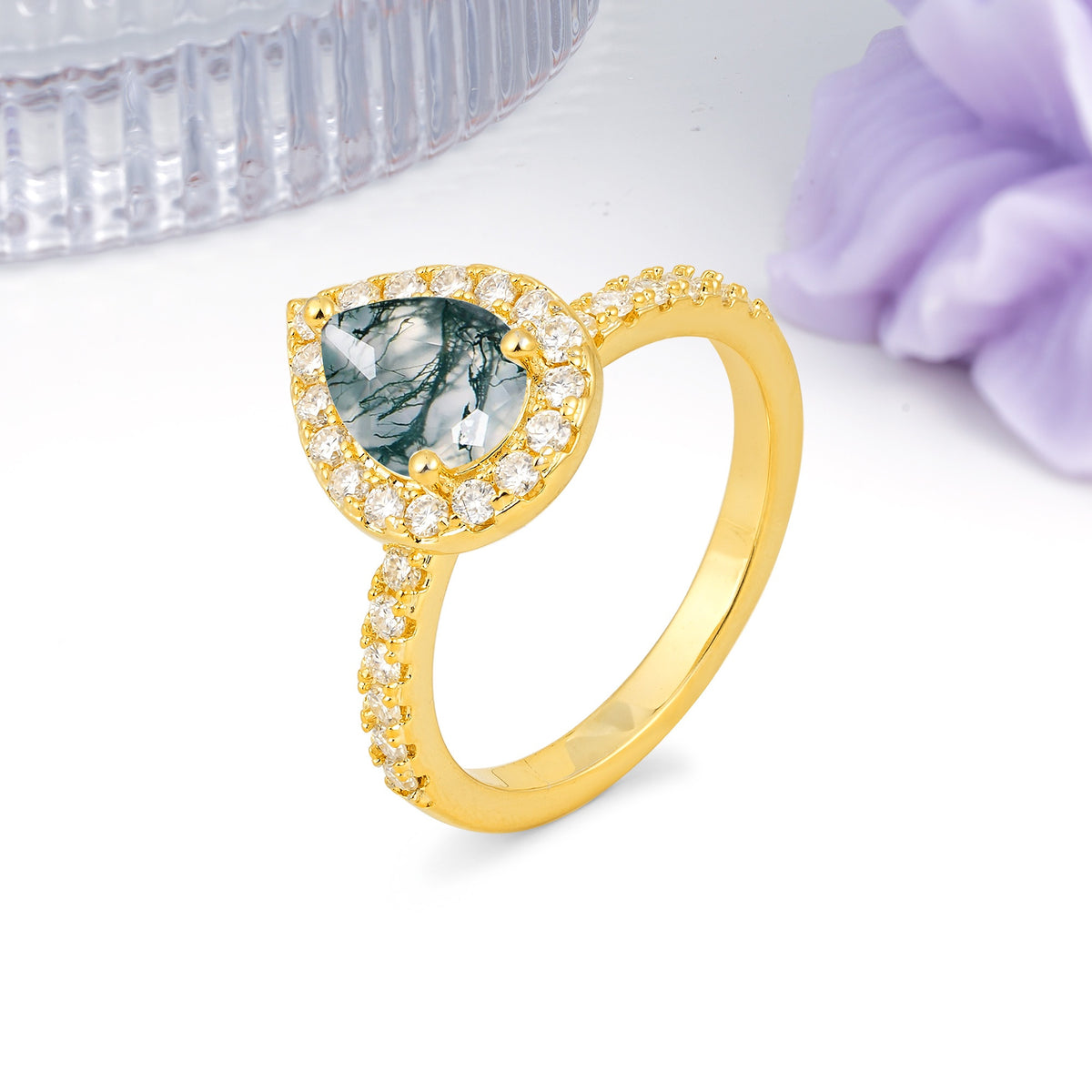 Luxurious Vintage 3 Prong Pear Cut Moss Agate Engagement Ring - Additional view