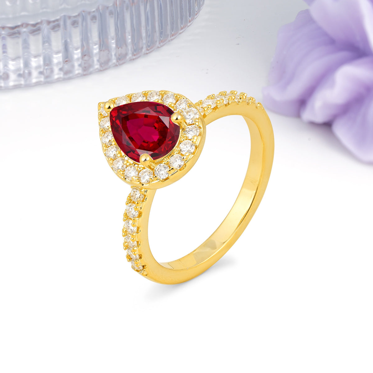 Luxurious Vintage 3 Prong Pear Cut Ruby Engagement Ring - Additional view