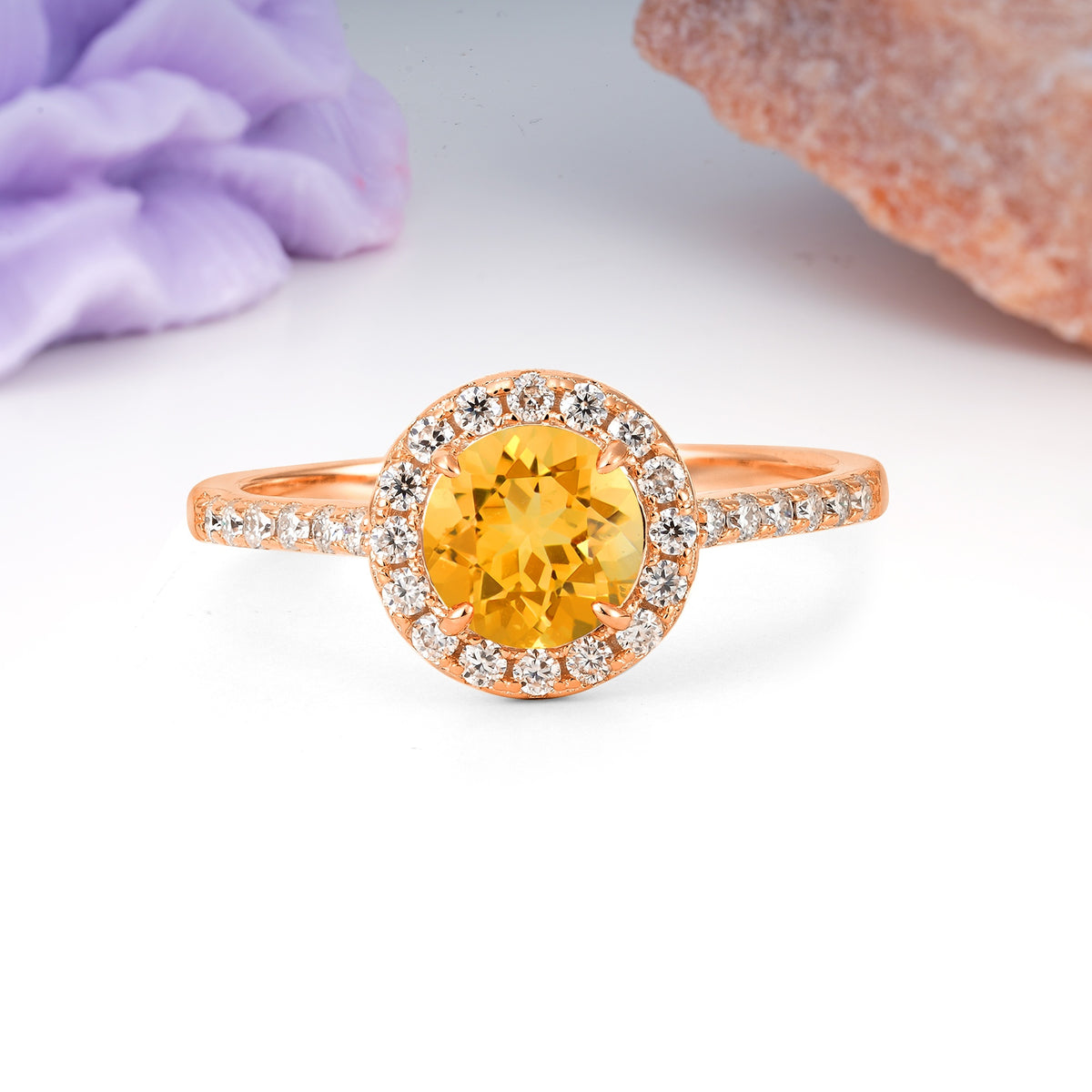 Luxurious Vintage 4 Prong Round Cut Citrine Engagement Ring - Additional view