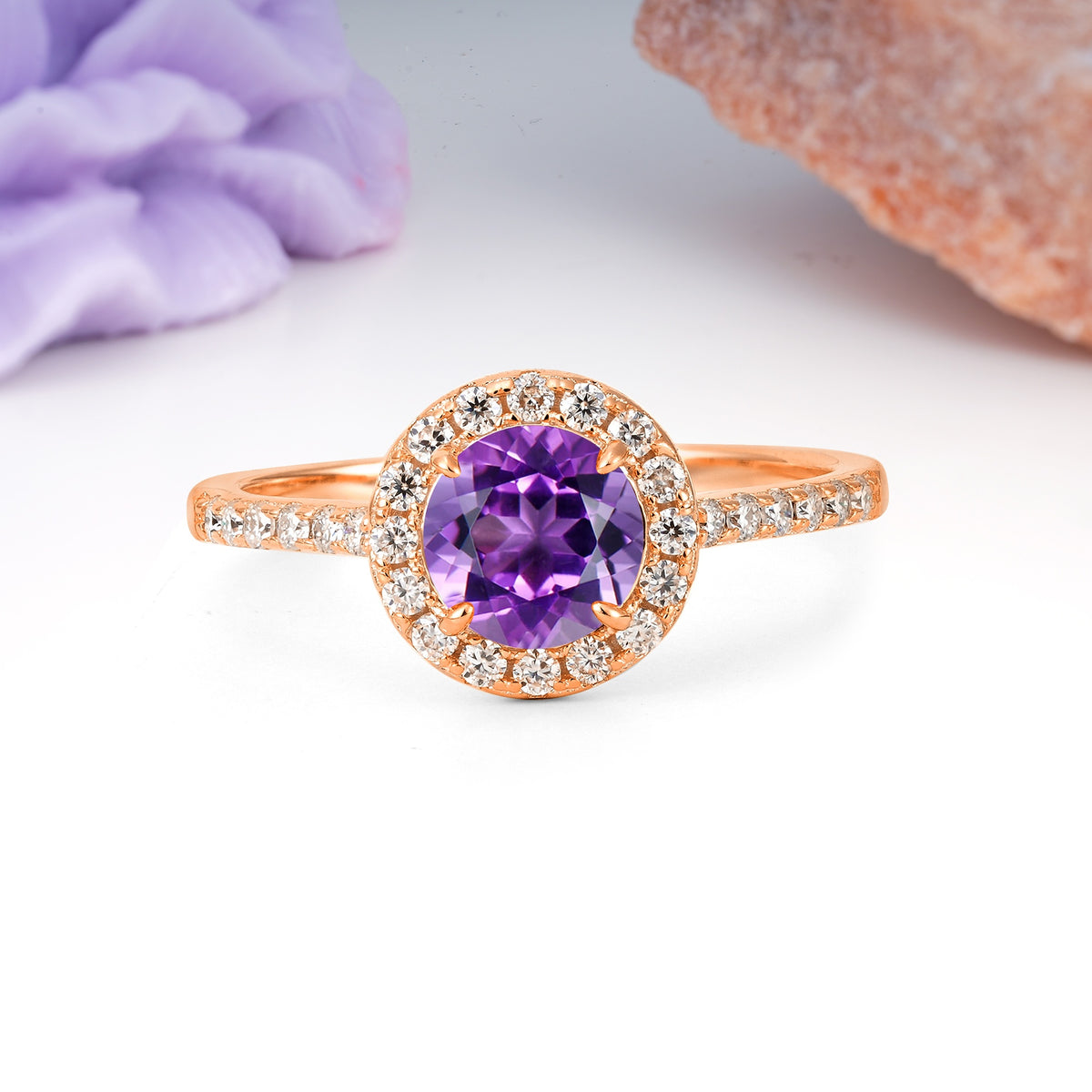 Luxurious Vintage 4 Prong Round Cut Amethyst Engagement Ring - Additional view