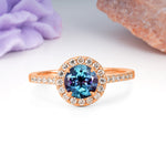 Luxurious Vintage 4 Prong Round Cut Alexandrite Engagement Ring - Additional view