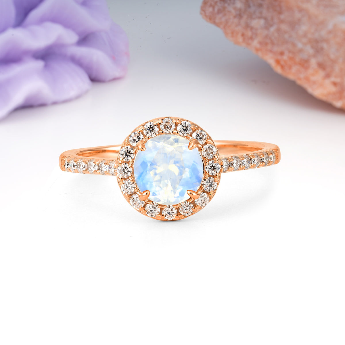 Luxurious Vintage 4 Prong Round Cut Moonstone Engagement Ring - Additional view