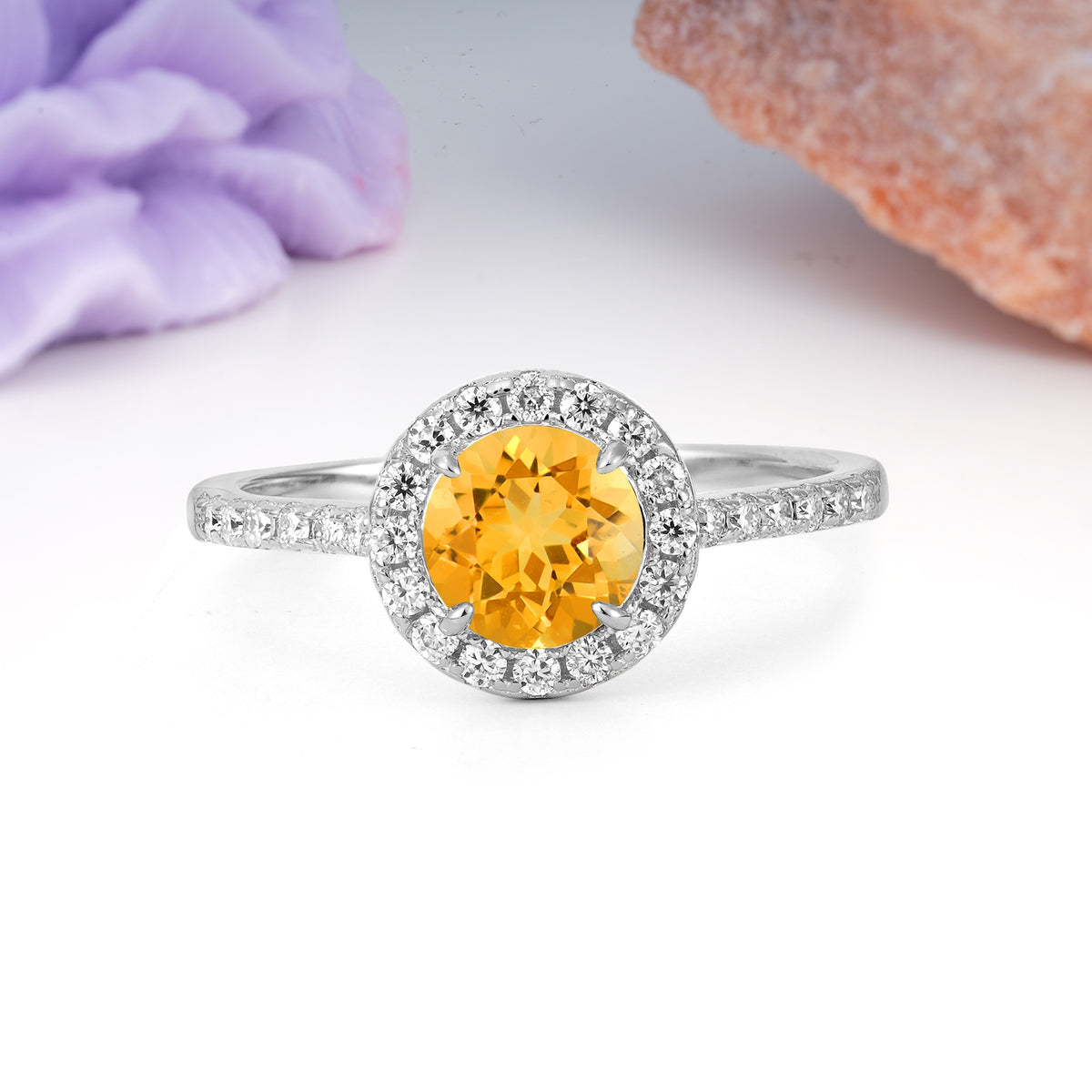 Luxurious Vintage 4 Prong Round Cut Citrine Engagement Ring - Additional view