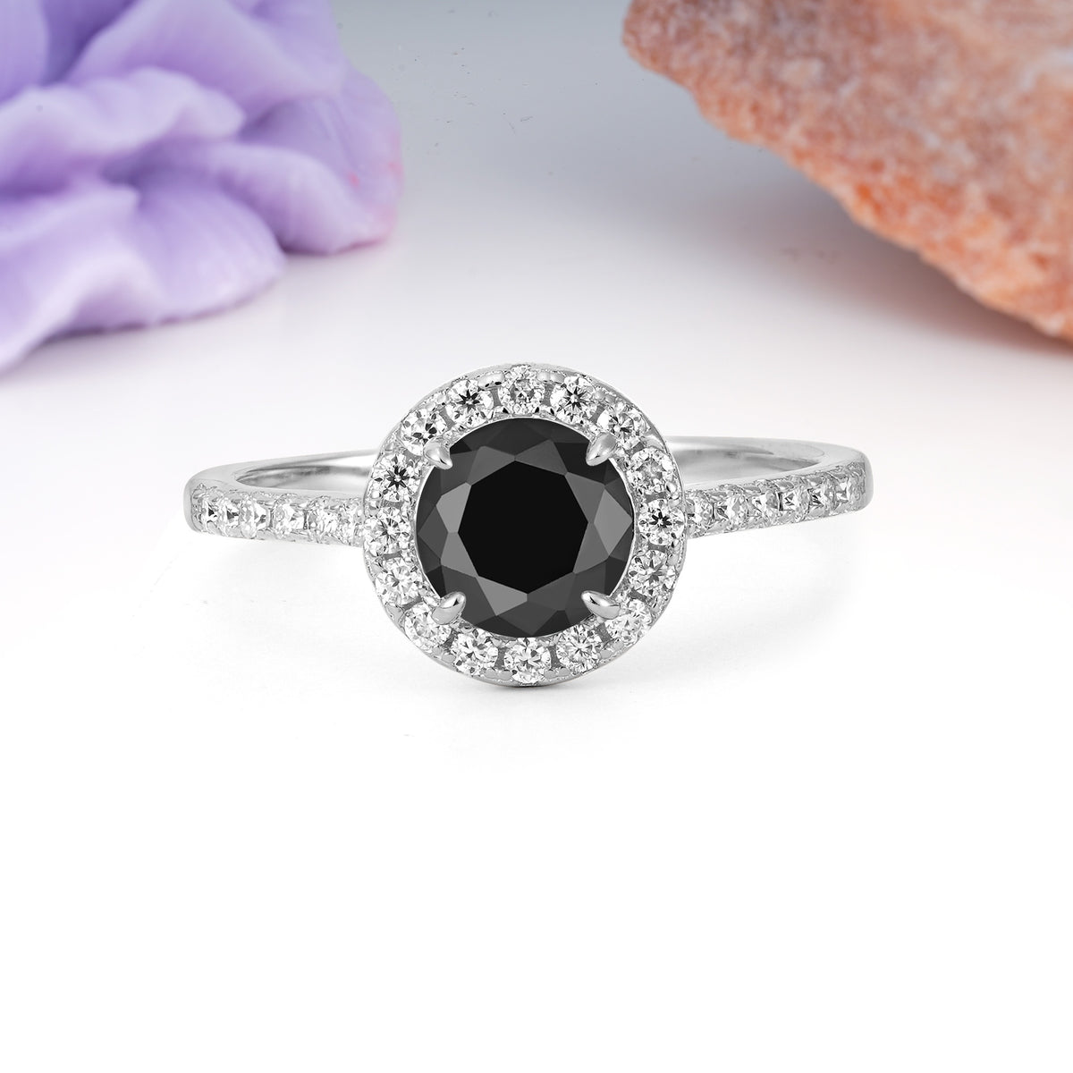 Luxurious Vintage 4 Prong Round Cut Black Onyx Engagement Ring - Additional view