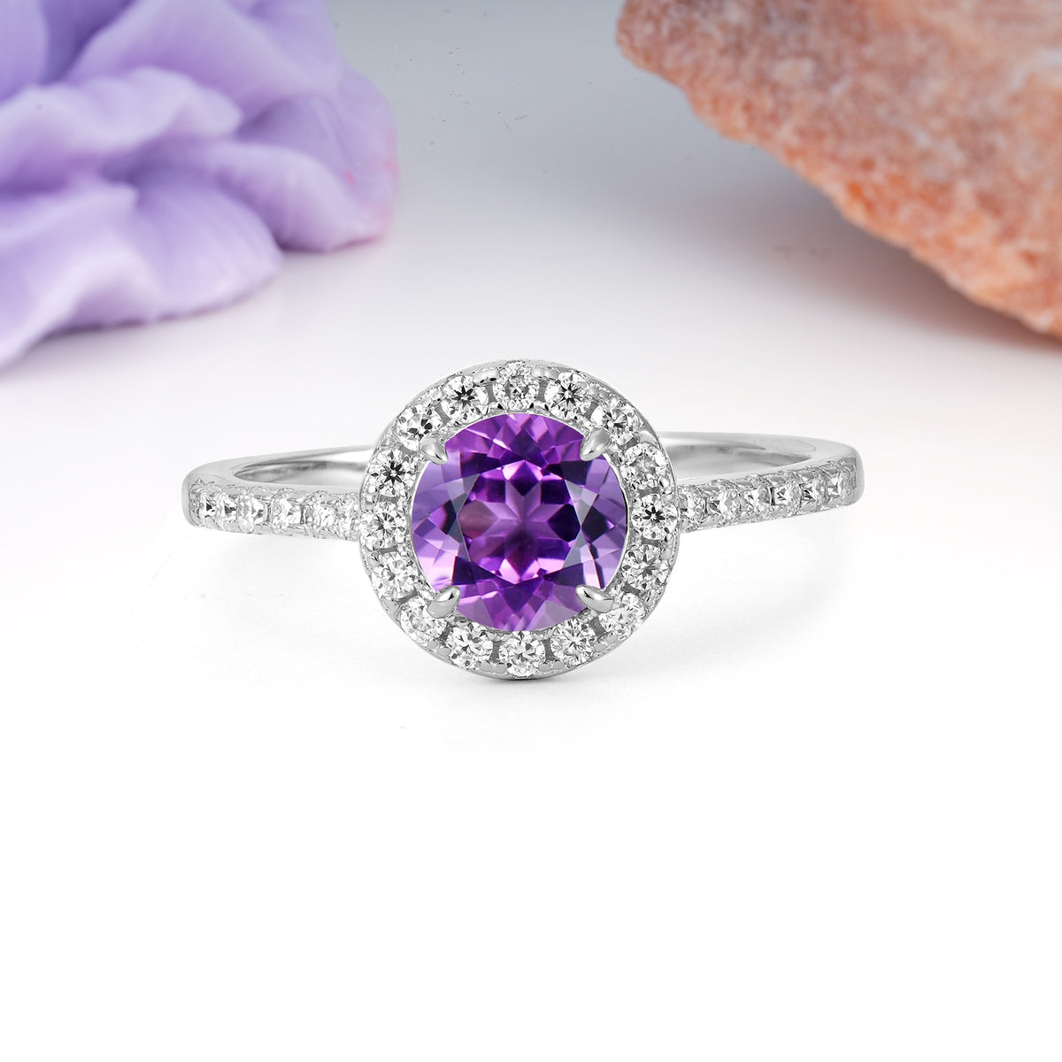 Luxurious Vintage 4 Prong Round Cut Amethyst Engagement Ring - Additional view