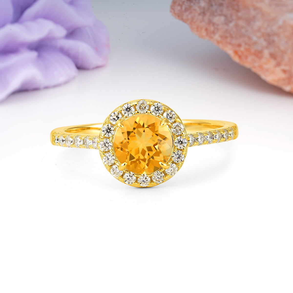 Luxurious Vintage 4 Prong Round Cut Citrine Engagement Ring - Additional view