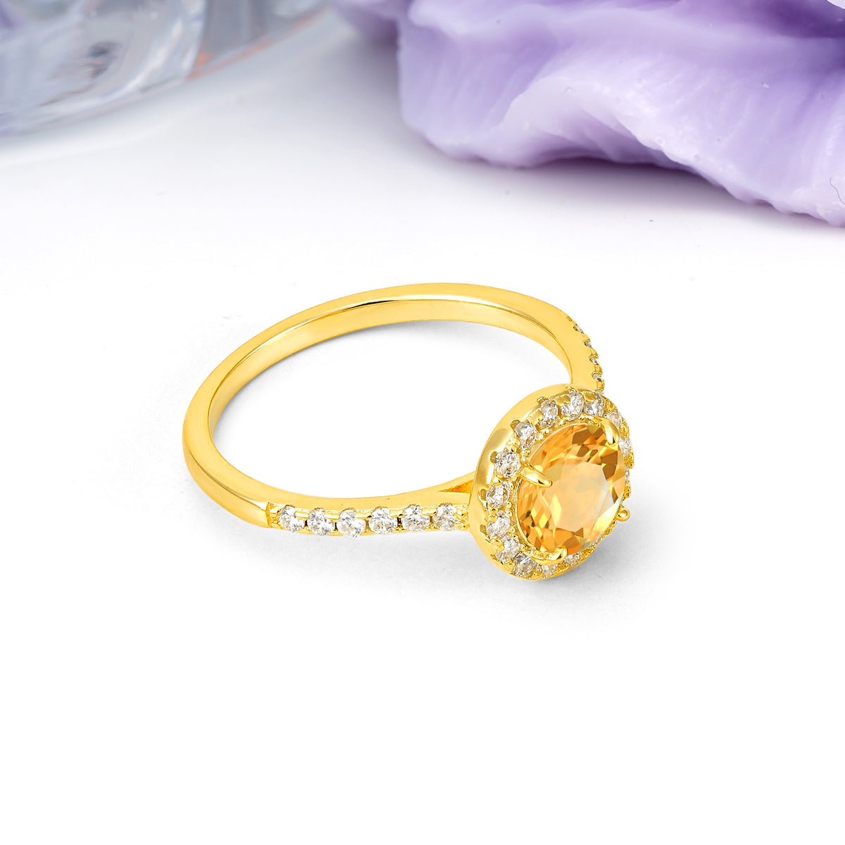 Luxurious Vintage 4 Prong Round Cut Citrine Engagement Ring - Additional view