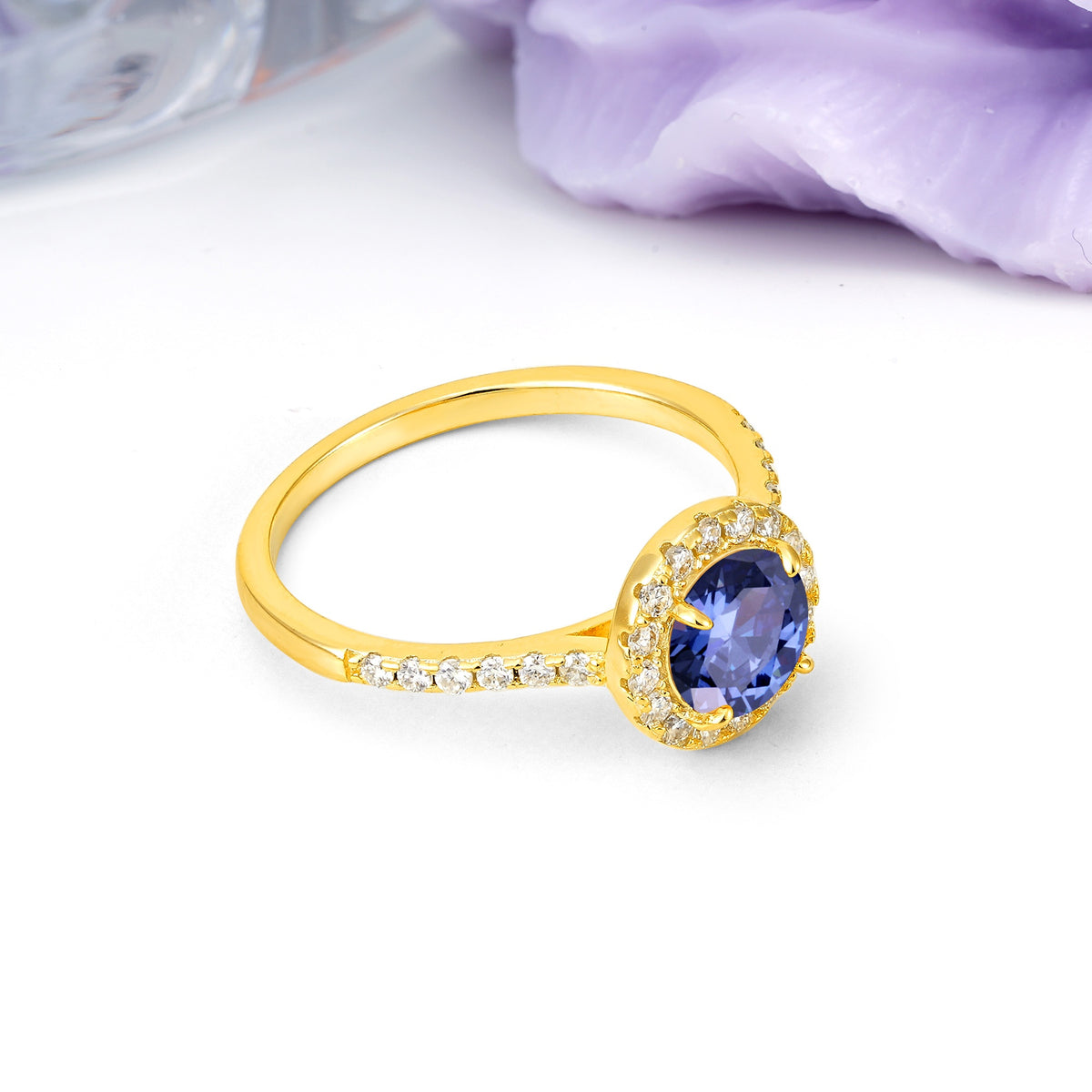 Luxurious Vintage 4 Prong Round Cut Tanzanite Engagement Ring - Additional view