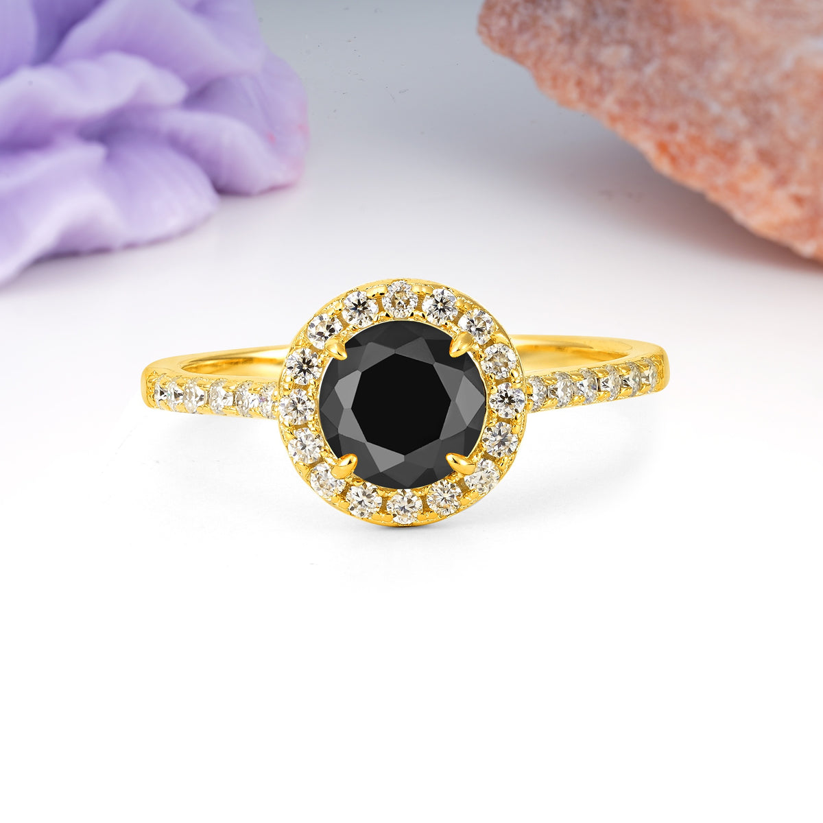 Luxurious Vintage 4 Prong Round Cut Black Onyx Engagement Ring - Additional view