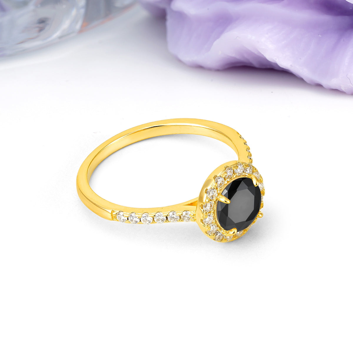 Luxurious Vintage 4 Prong Round Cut Black Onyx Engagement Ring - Additional view