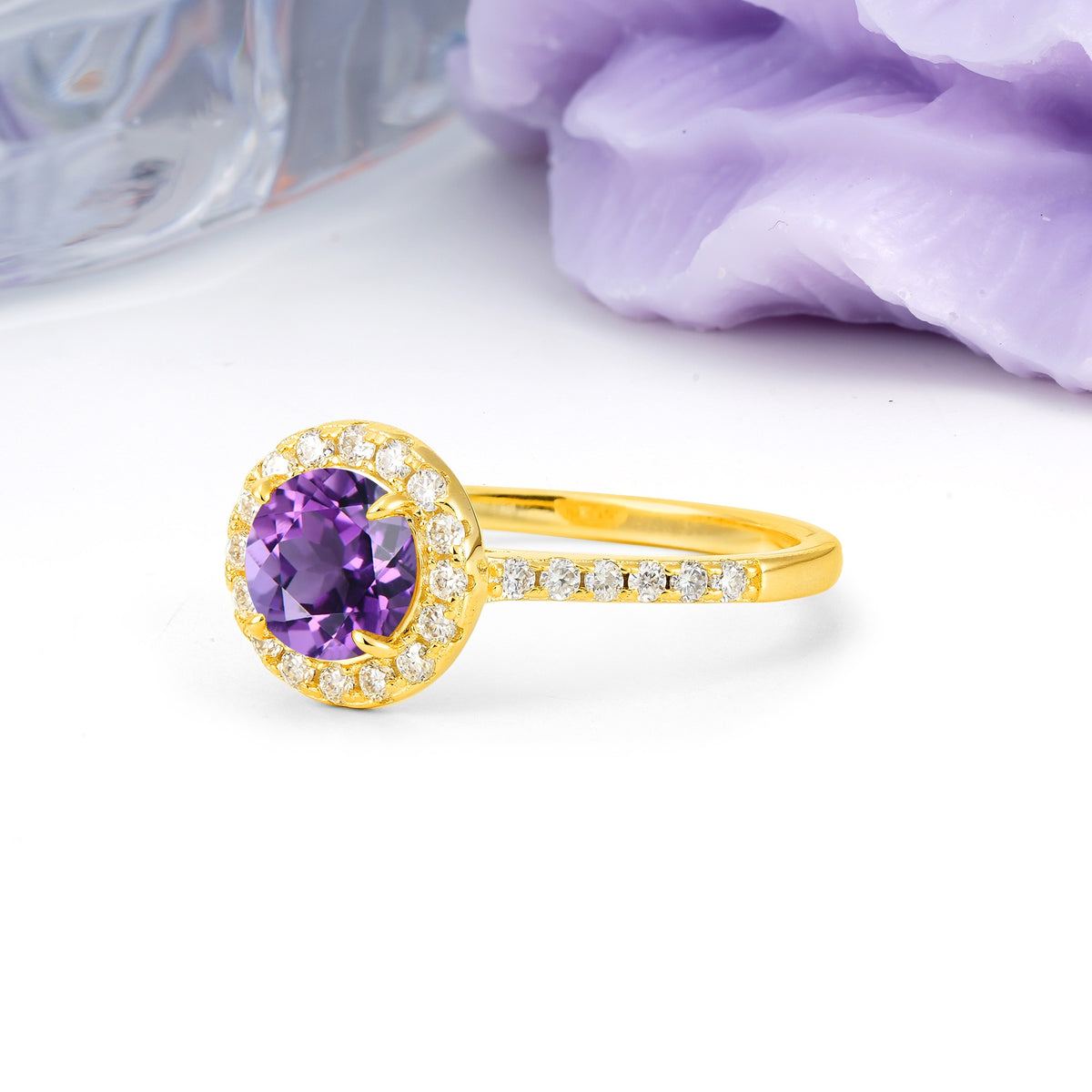 Luxurious Vintage 4 Prong Round Cut Amethyst Engagement Ring - Additional view