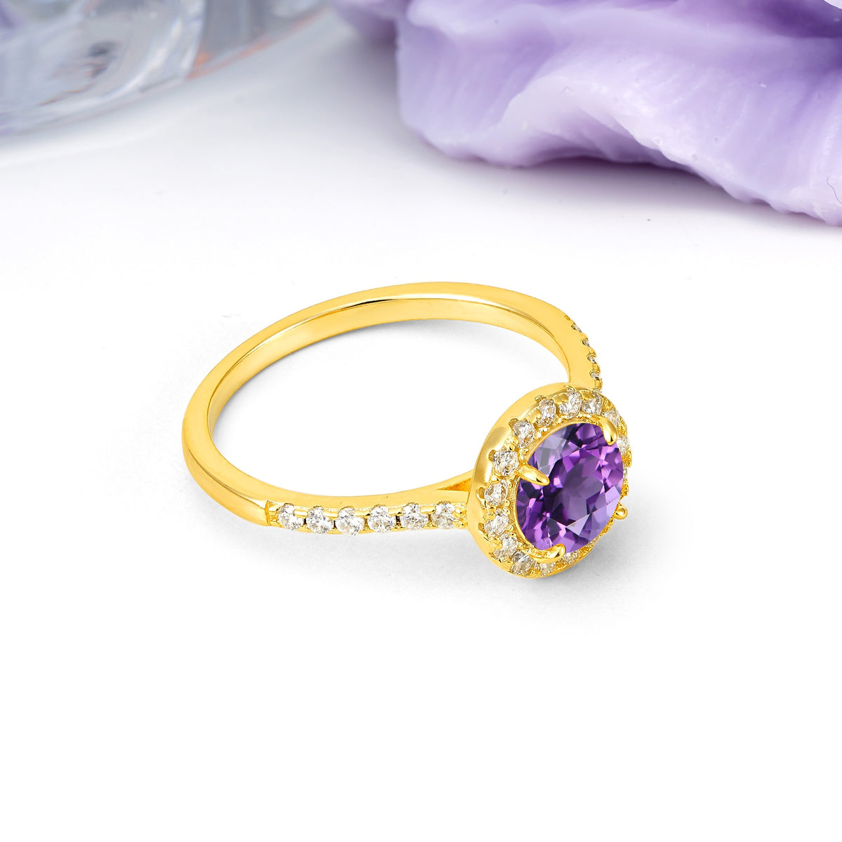Luxurious Vintage 4 Prong Round Cut Amethyst Engagement Ring - Additional view