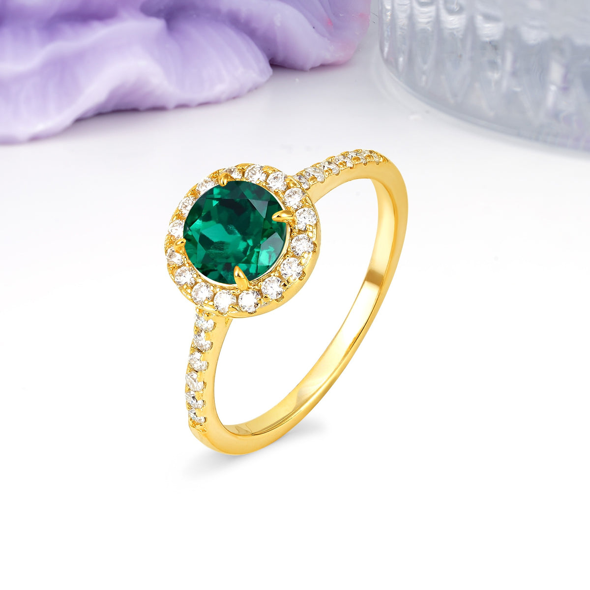 Luxurious Vintage 4 Prong Round Cut Emerald Engagement Ring - Additional view