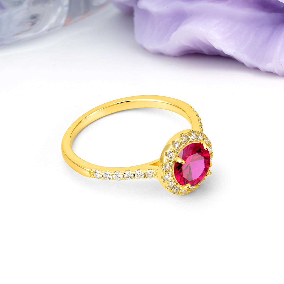 Luxurious Vintage 4 Prong Round Cut Ruby Engagement Ring - Additional view