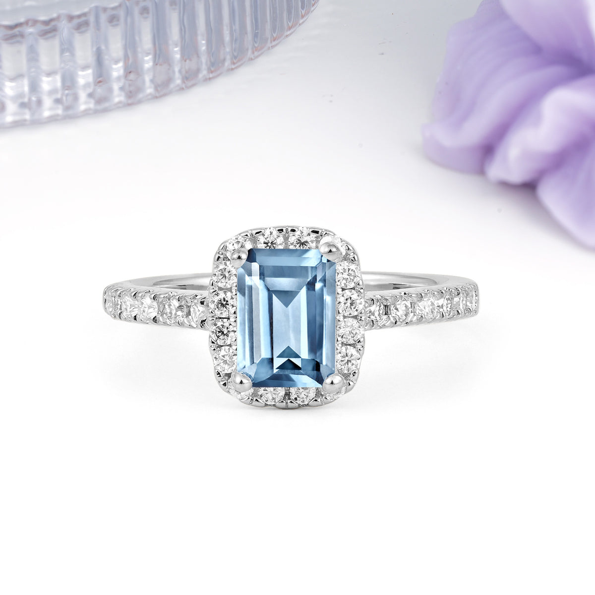 Luxurious Vintage Style 4 Prong Emerald Cut Aquamarine Engagement Ring - Additional view