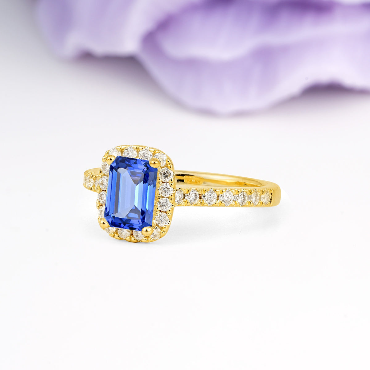 Luxurious Vintage Style 4 Prong Emerald Cut Sapphire Engagement Ring - Additional view