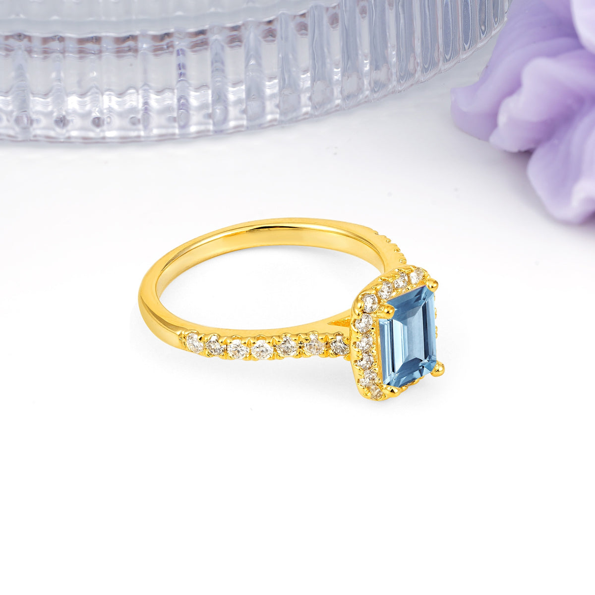 Luxurious Vintage Style 4 Prong Emerald Cut Aquamarine Engagement Ring - Additional view