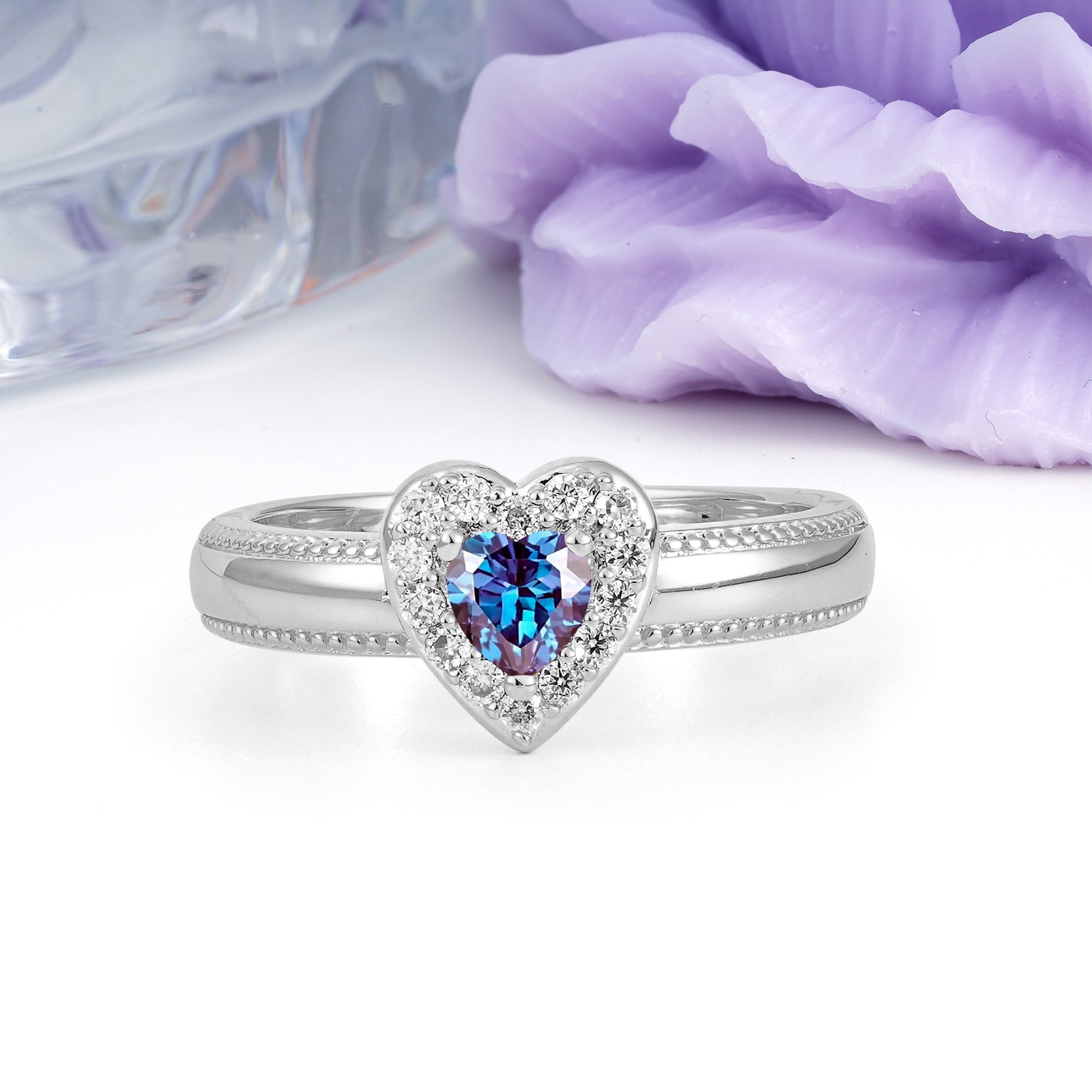 Classic Vintage 3 Prong Heart Cut Alexandrite Engagement Ring - Additional view