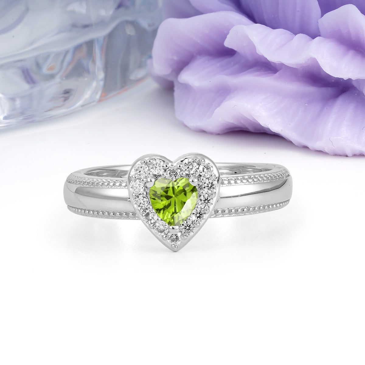 Classic Vintage 3 Prong Heart Cut Peridot Engagement Ring - Additional view
