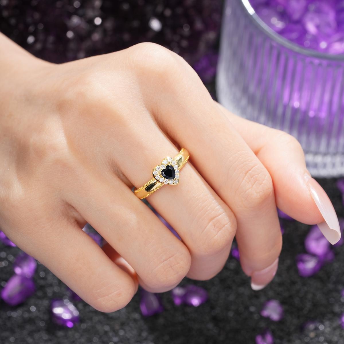 Classic Vintage 3 Prong Heart Cut Black Onyx Engagement Ring