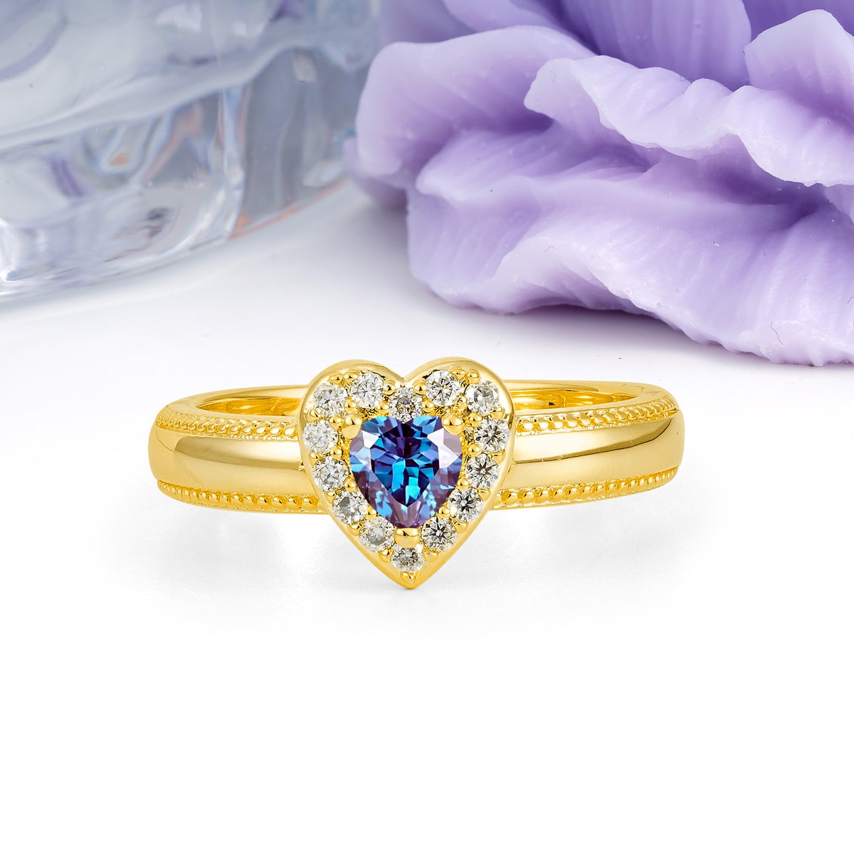 Classic Vintage 3 Prong Heart Cut Alexandrite Engagement Ring - Additional view