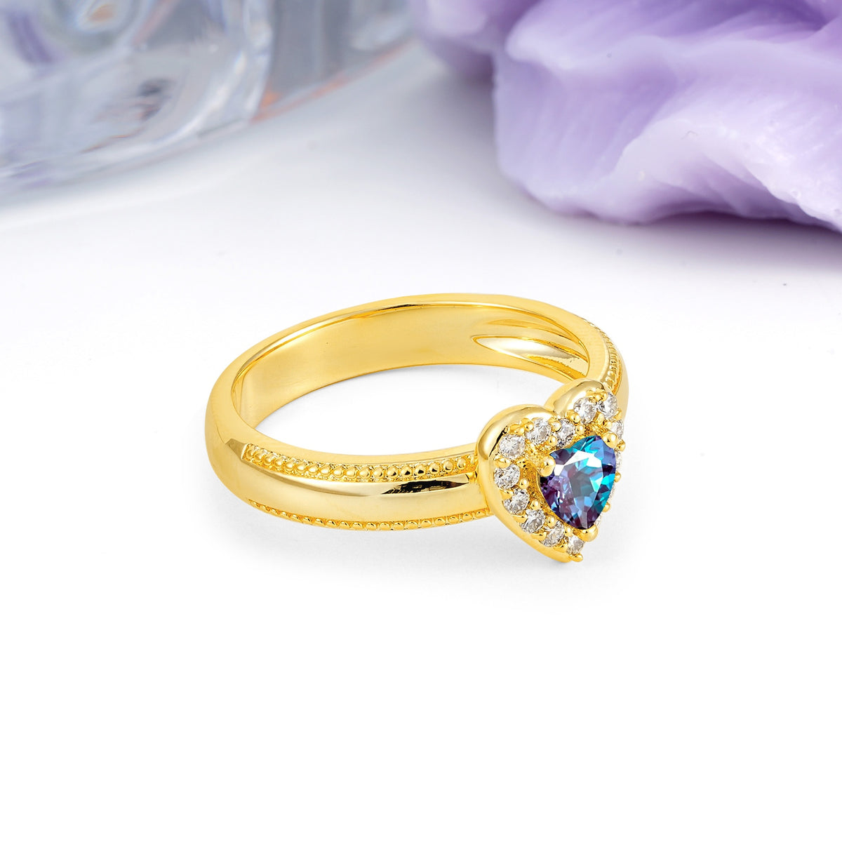 Classic Vintage 3 Prong Heart Cut Alexandrite Engagement Ring - Additional view