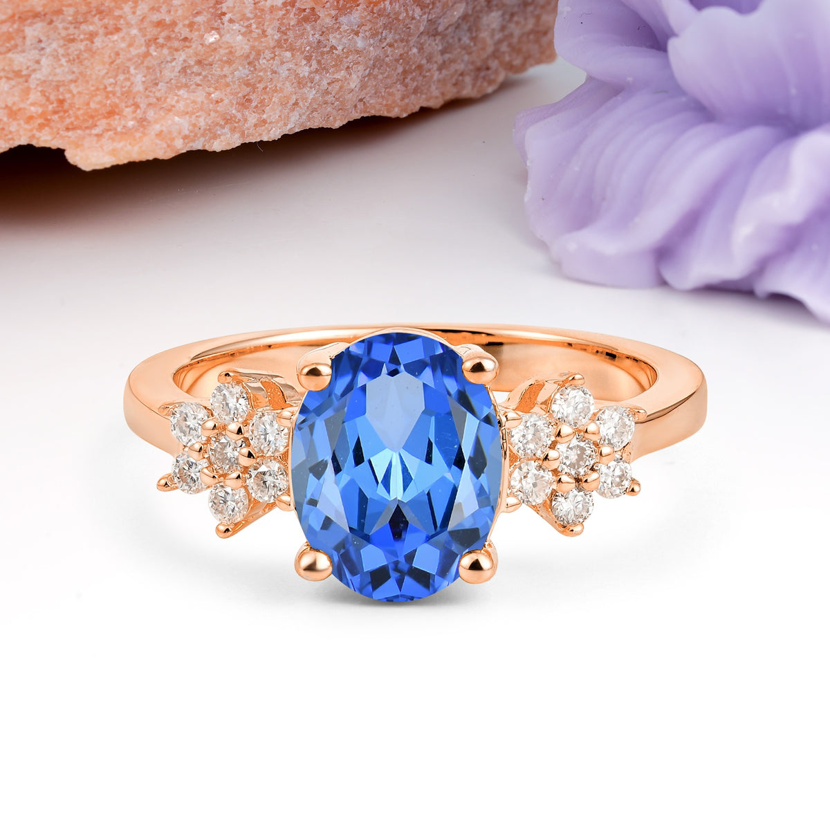 Luxurious Classic 4-Prong Oval Cut Sapphire Engagement Ring - Additional view