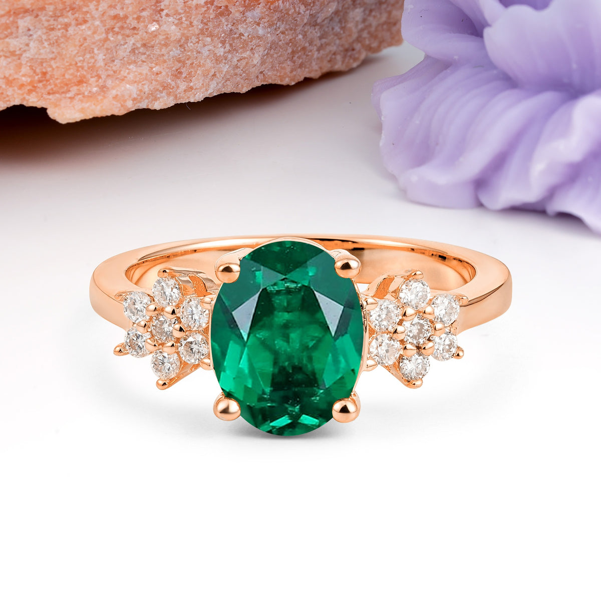 Luxurious Classic 4-Prong Oval Cut Emerald Engagement Ring - Additional view