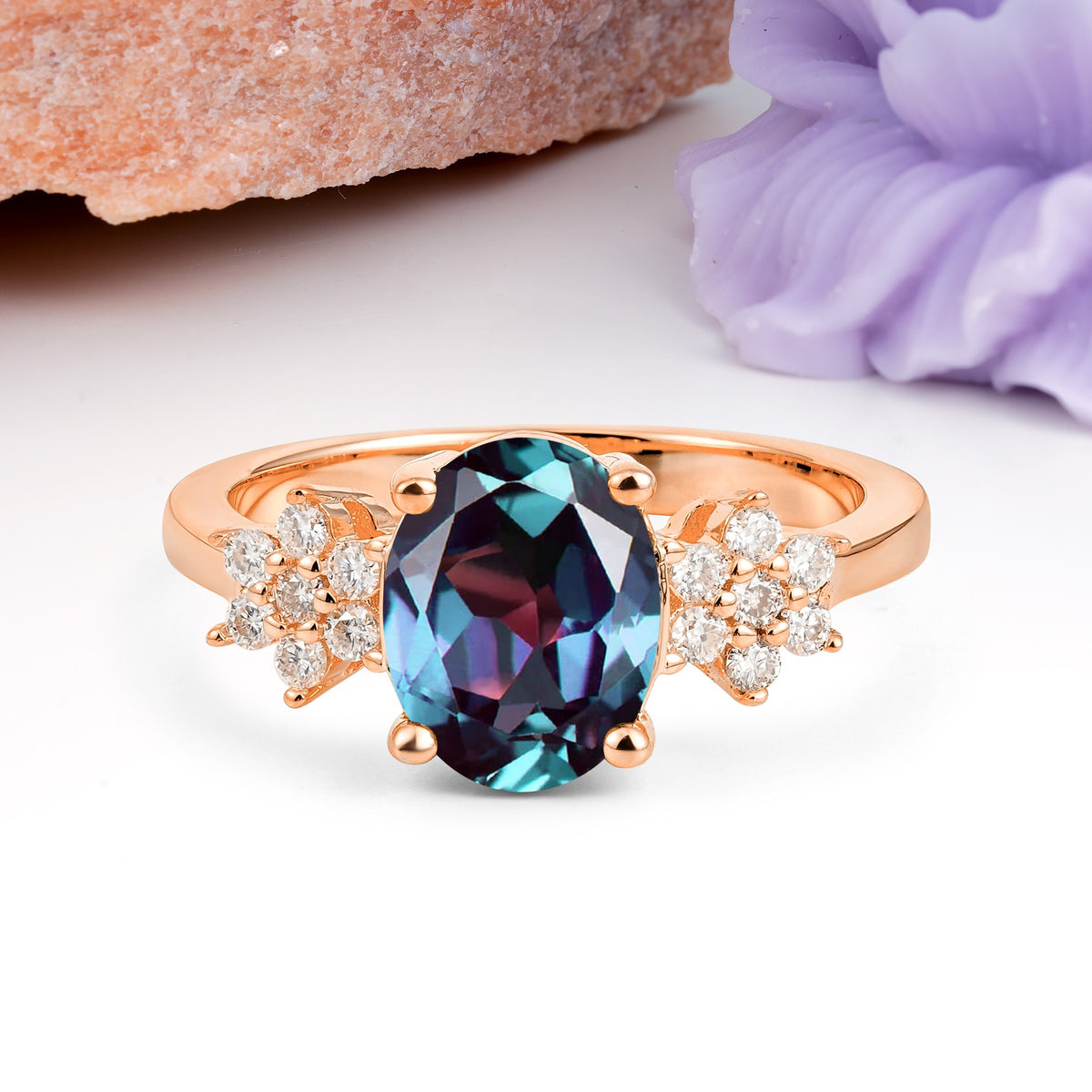 Luxurious Classic 4-Prong Oval Cut Alexandrite Engagement Ring - Additional view