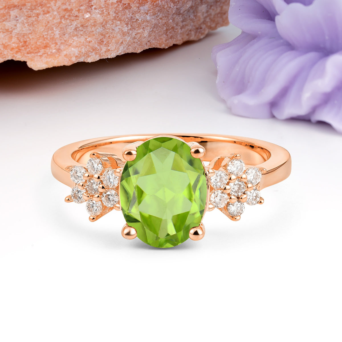 Luxurious Classic 4-Prong Oval Cut Peridot Engagement Ring - Additional view