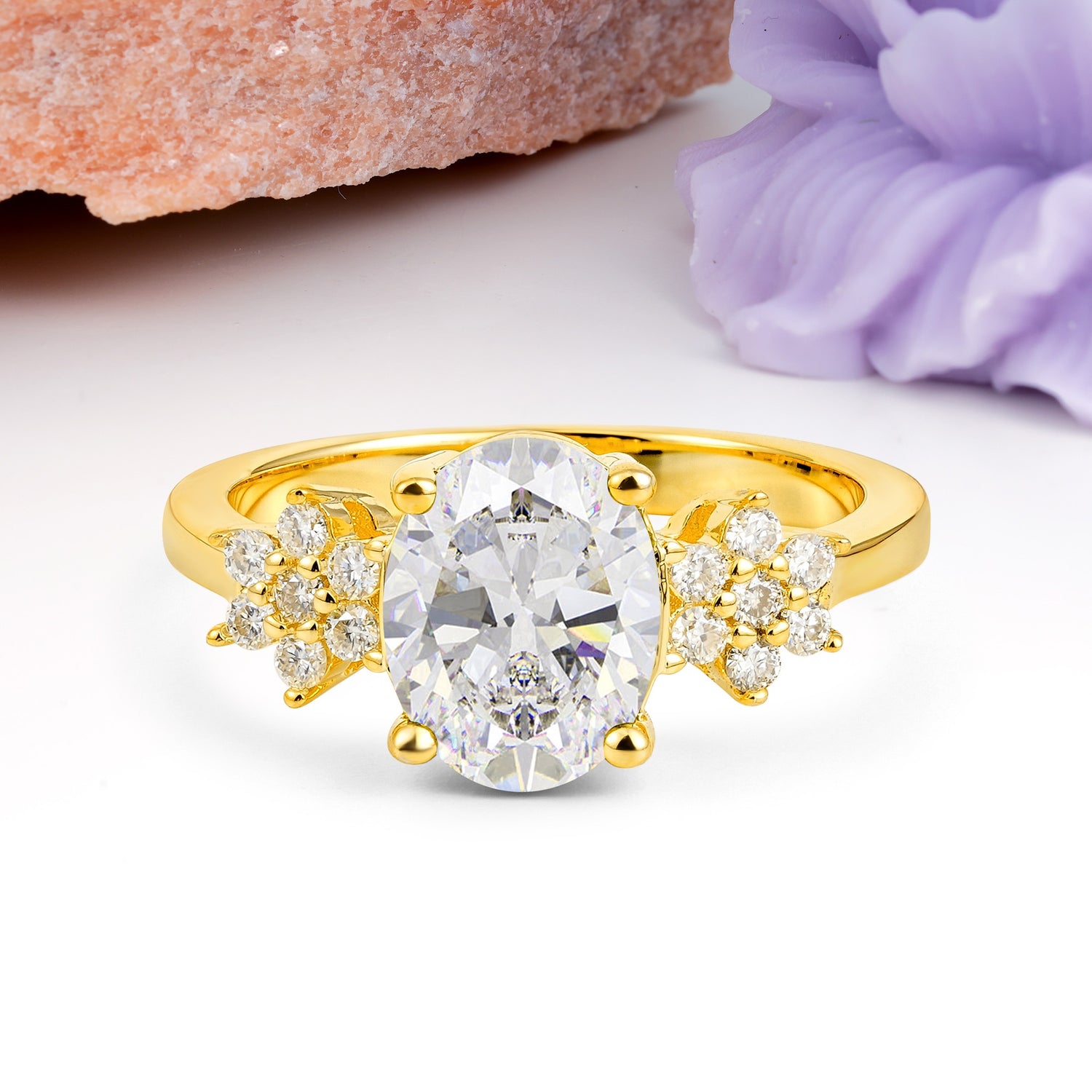 Luxurious Classic 4-Prong Oval Cut Moissanite Engagement Ring - Additional view