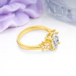 Luxurious Classic 4-Prong Oval Cut Moissanite Engagement Ring - Additional view