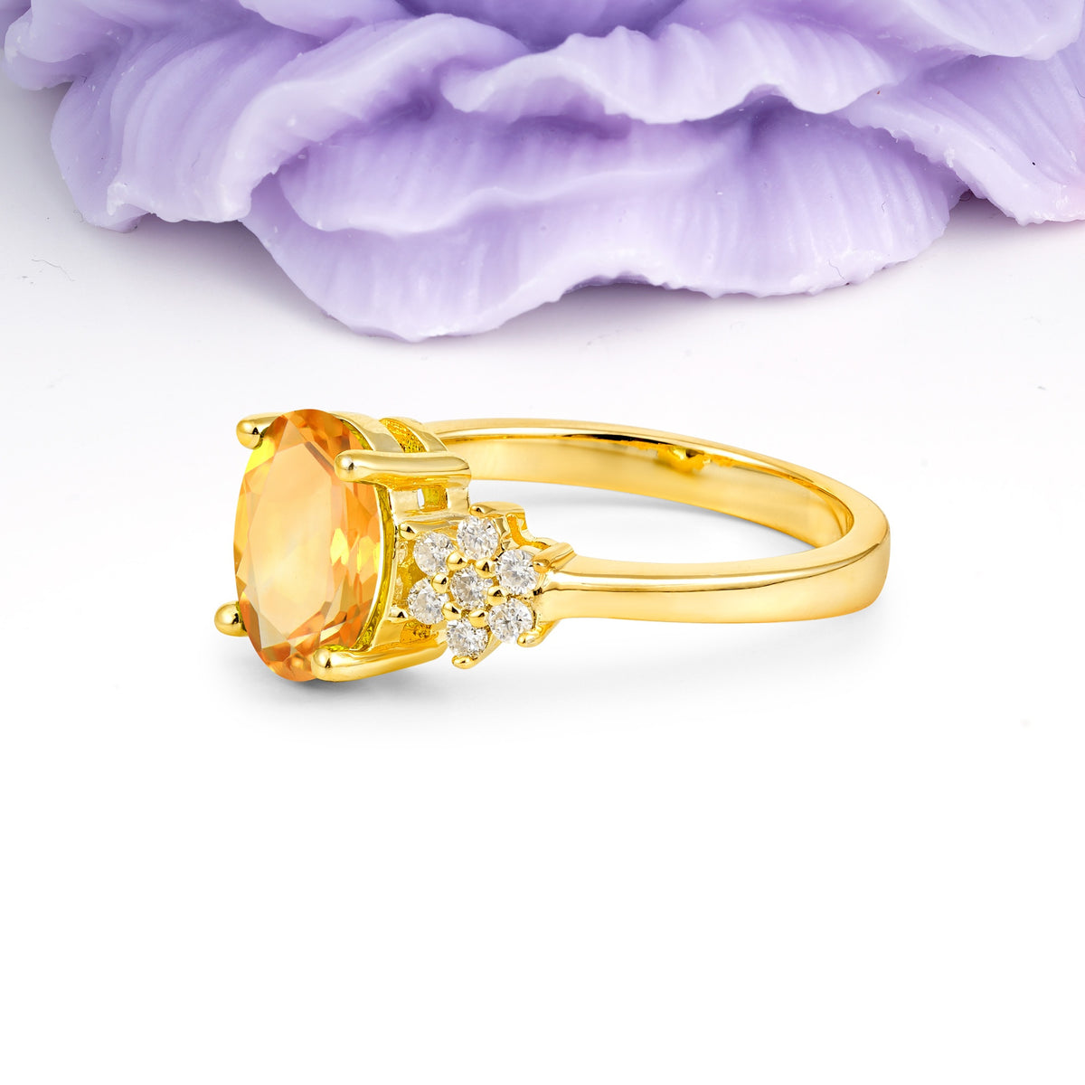 Luxurious Classic 4-Prong Oval Cut Citrine Engagement Ring - Additional view
